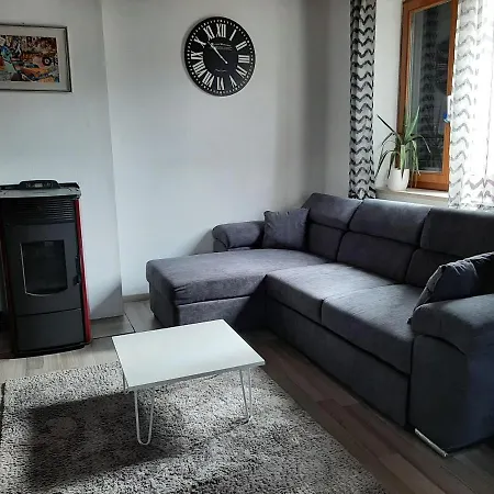 Uz * Postira