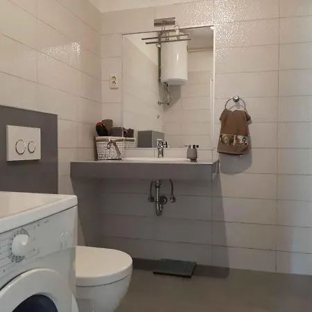 Uz Apartment